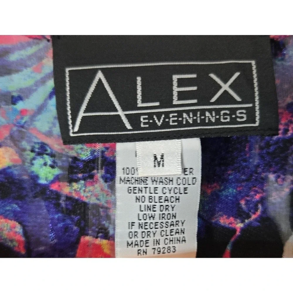 Alex Evening Womans  Coverup Size Medium‎